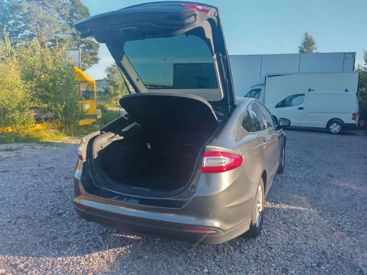 Ford Mondeo 2016, bild 5 av 23