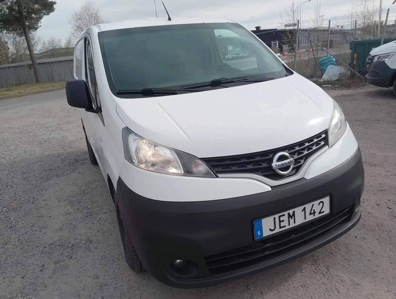 Nissan NV200 2016, bild 2 av 17