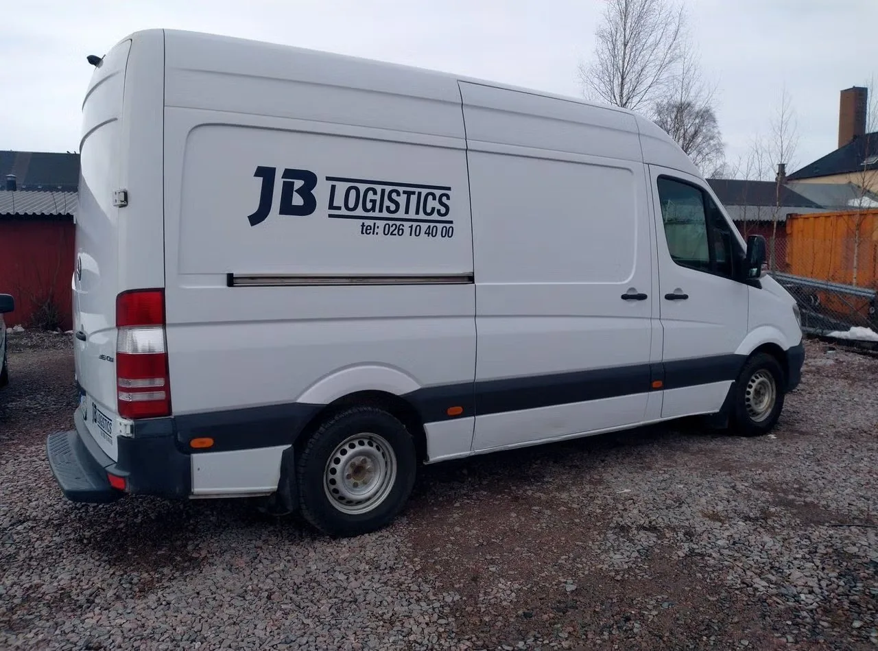 Mercedes-Benz Sprinter 2016, bild 18 av 23