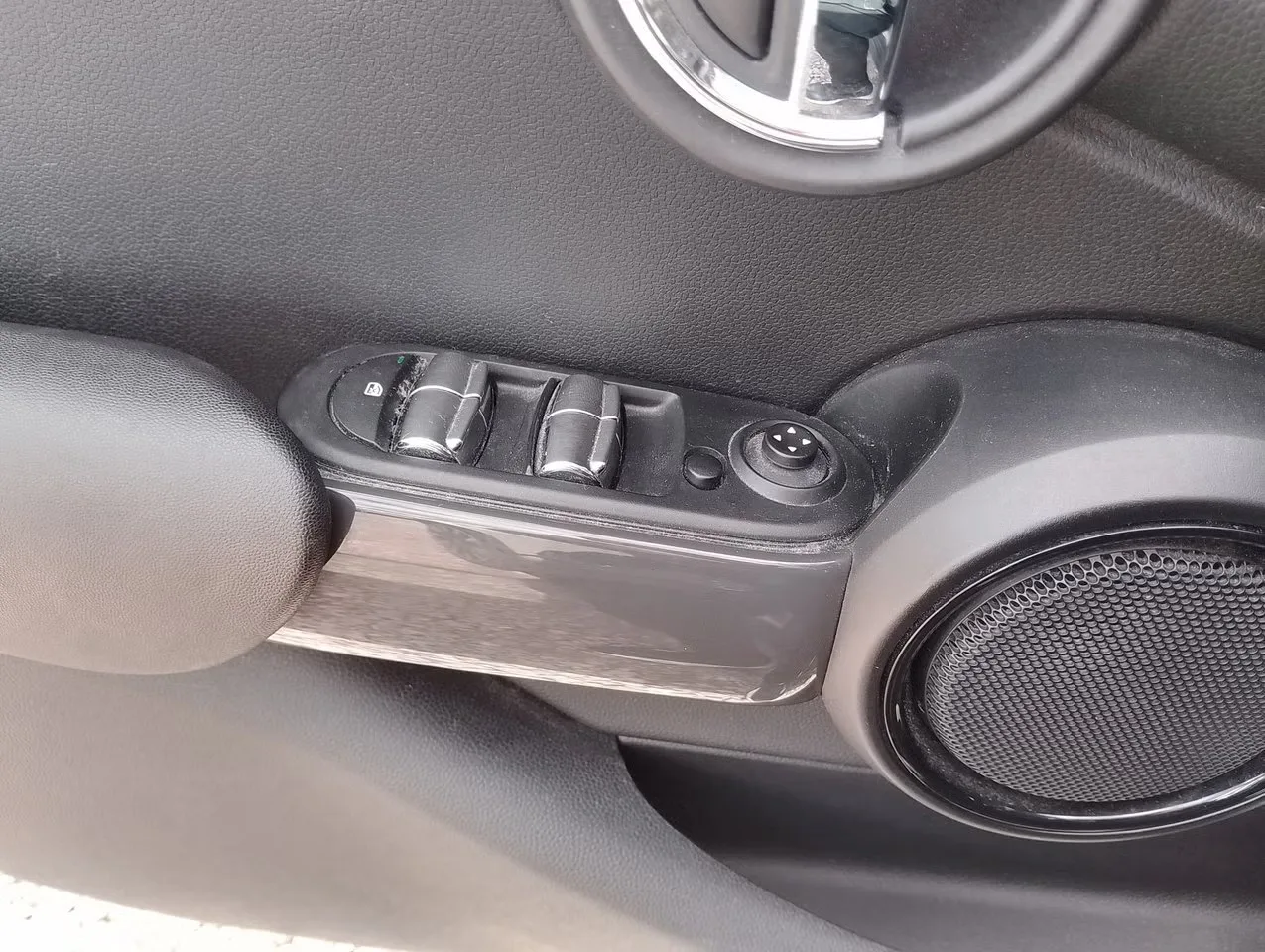 MINI Cooper 2015, bild 14 av 18