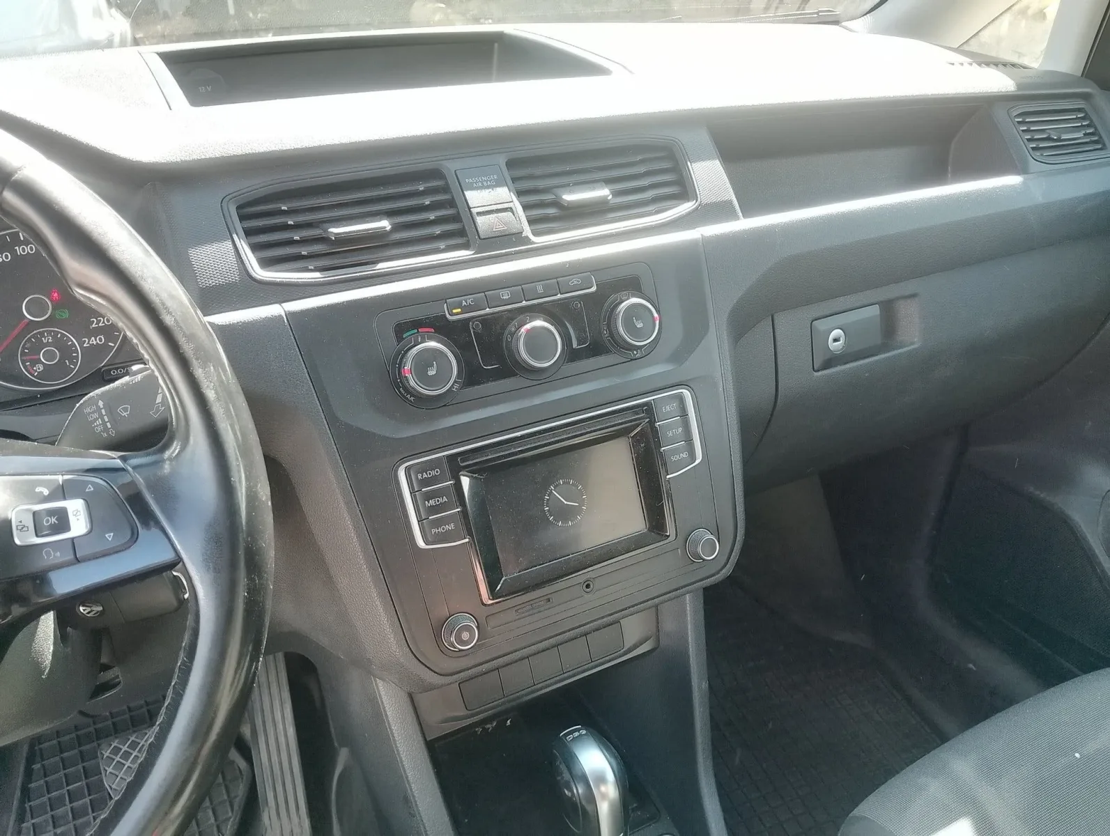 Volkswagen Caddy 2016, bild 13 av 17