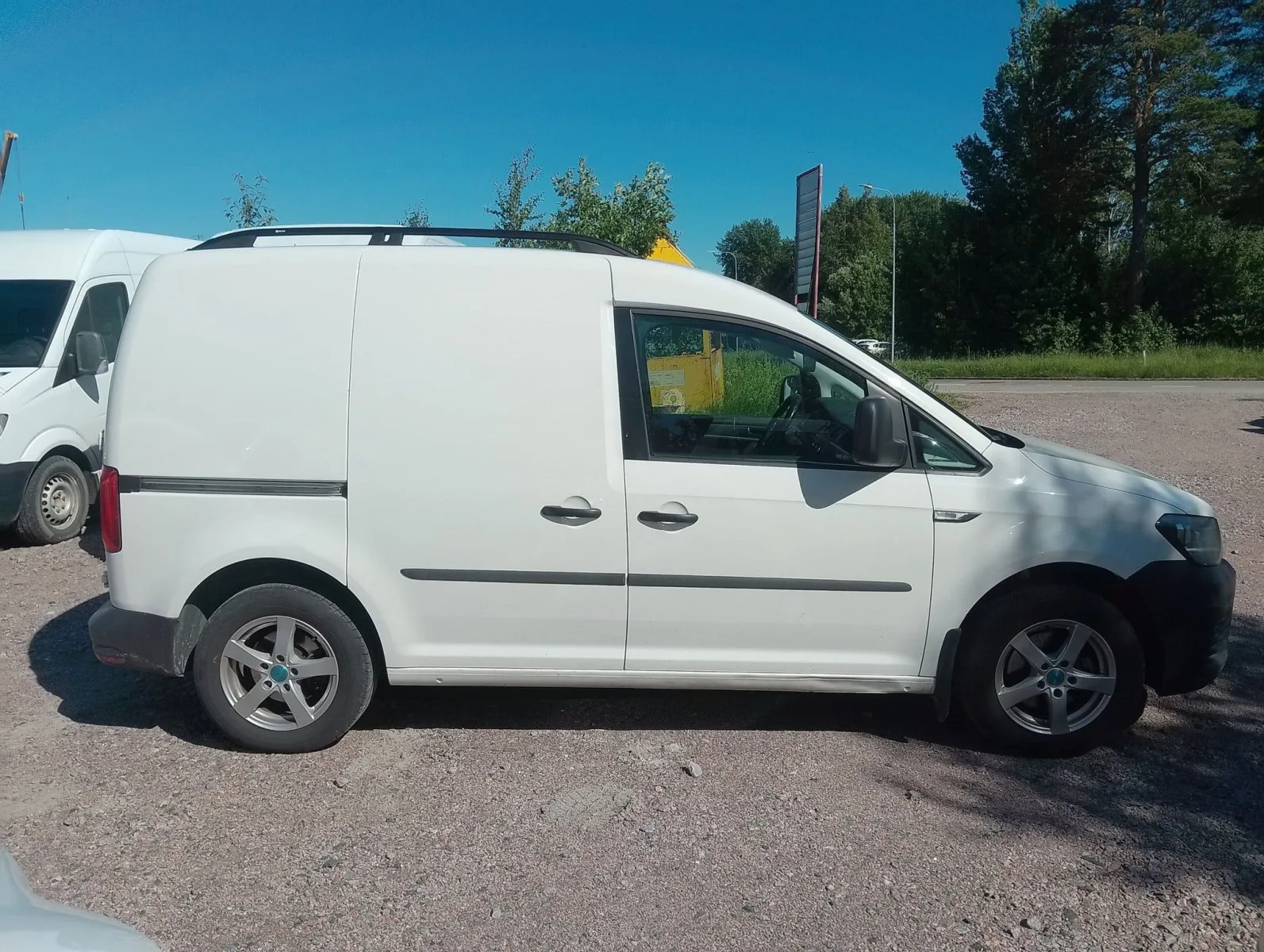 Volkswagen Caddy 2016, bild 7 av 17