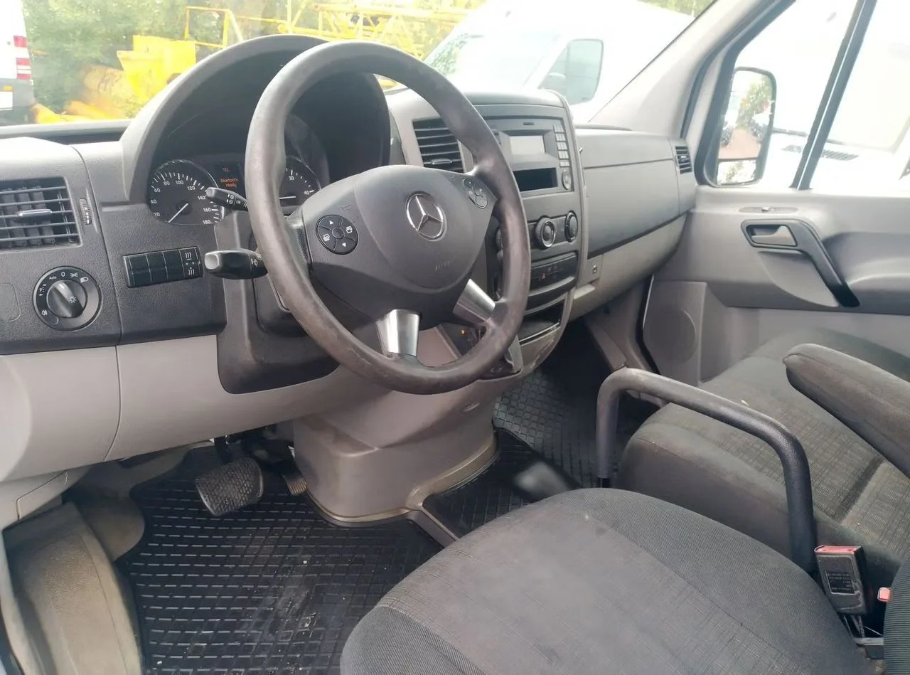Mercedes-Benz Sprinter 319 2014, bild 10 av 14