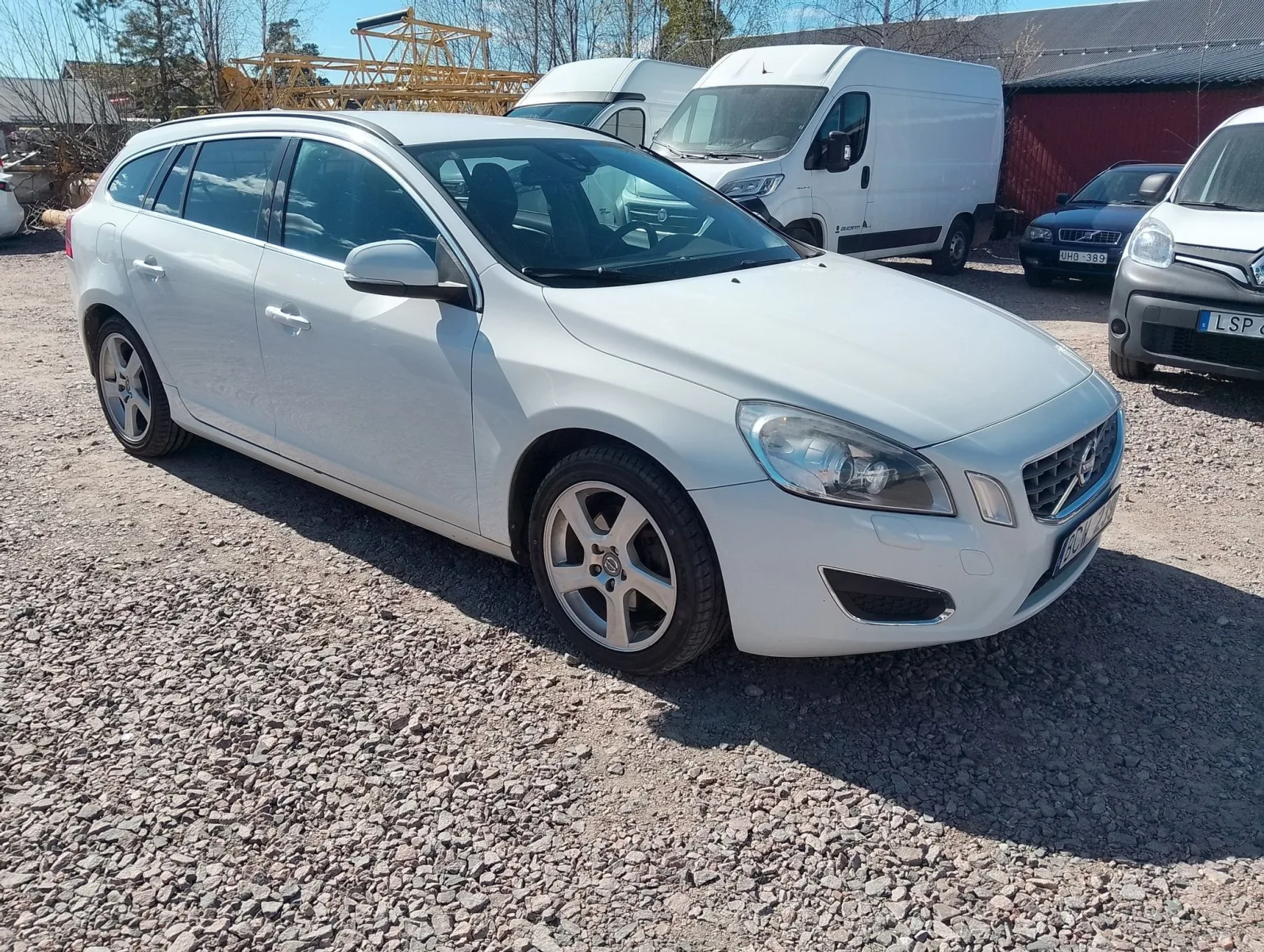Volvo V60 2011, bild 8 av 15