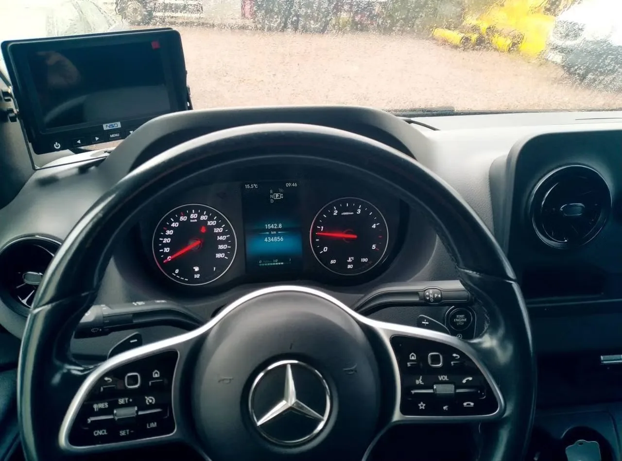 Mercedes-Benz Sprinter 316 2020, bild 13 av 21