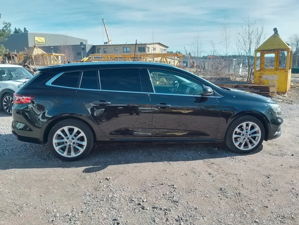 Renault Megane 2017, bild 2 av 17