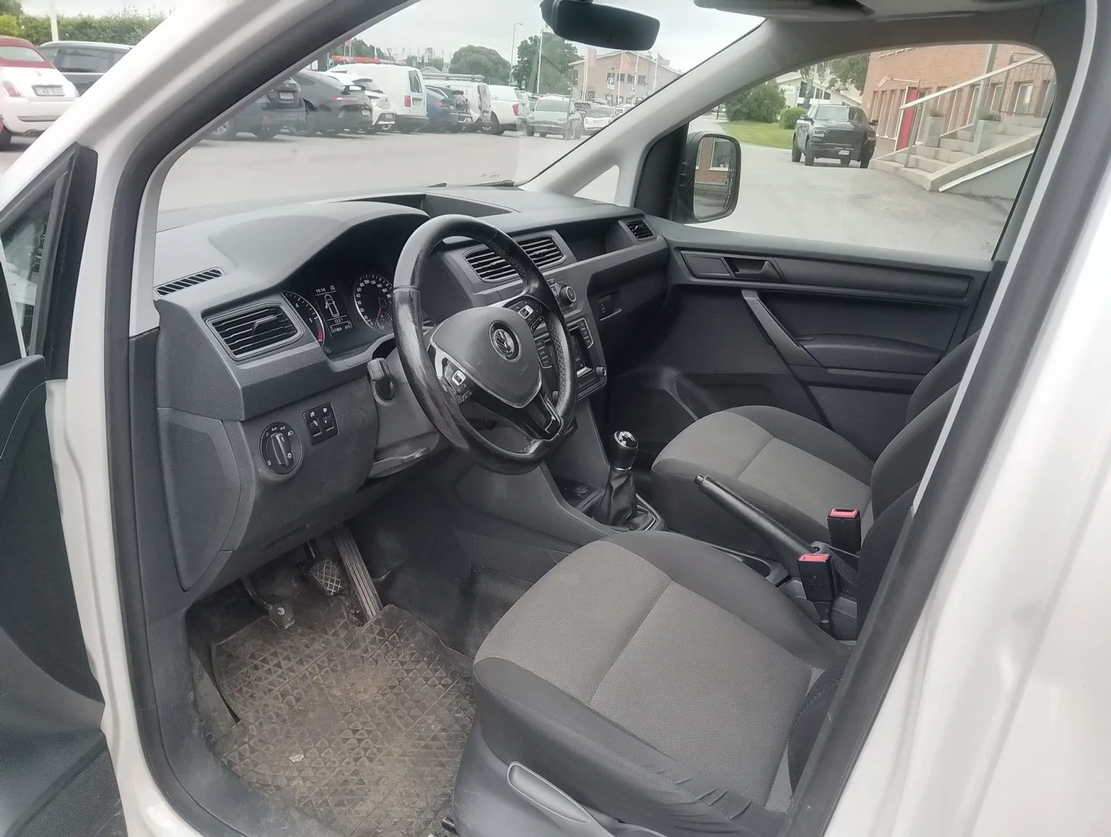 Volkswagen Caddy Maxi 2016, bild 10 av 13